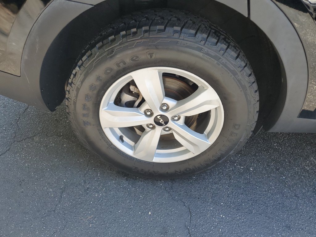 Used 2022 Kia Sorento LX FWD image 7