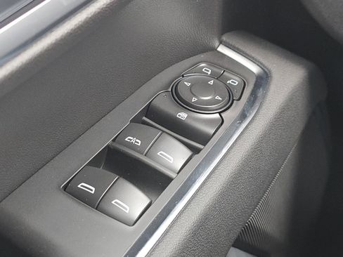 New 2026 Chevrolet Silverado 1500 LT image 26