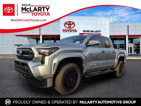 Used 2025 Toyota Tacoma SR5 RWD image 1