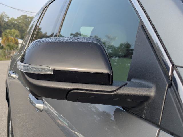 Certified 2026 Chevrolet Traverse LT w/ Driver Confidence Package FWD image 12