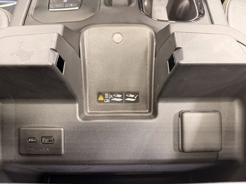 Used 2025 GMC Sierra 1500 AT4 w/ AT4 Premium Package image 43