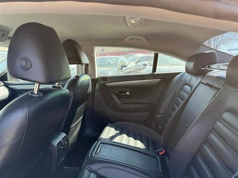 Used 2010 Volkswagen CC Sport image 24