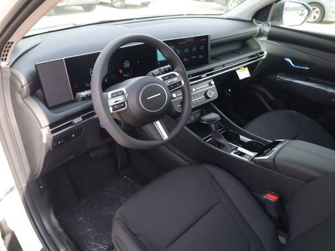 New 2026 Hyundai Tucson SE FWD image 9