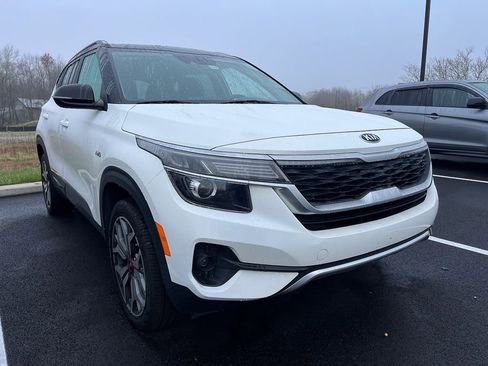 Used 2021 Kia Seltos S image 8