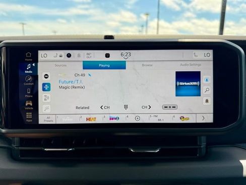 New 2025 Jeep Wrangler Rubicon image 18