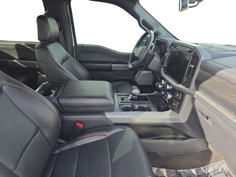 Used 2024 Ford F150 Lariat w/ FX4 Off-Road Package image 17