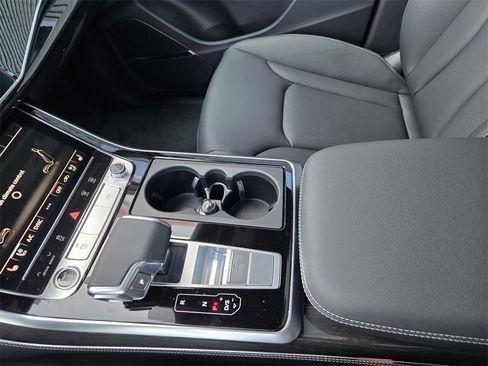 New 2026 Audi Q8 Premium Plus image 24