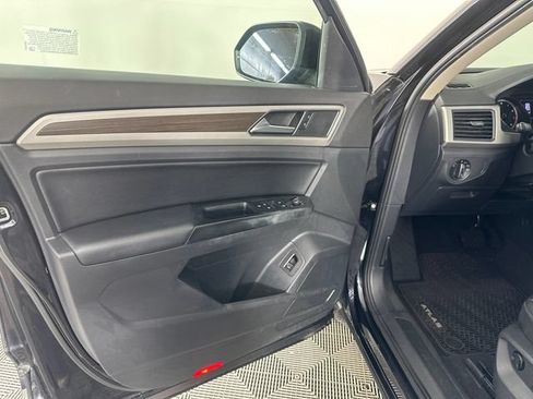 Used 2019 Volkswagen Atlas SE AWD/4WD image 17