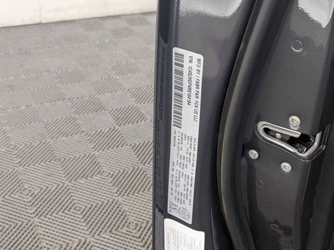 Used 2024 Jeep Grand Wagoneer Series III image 36