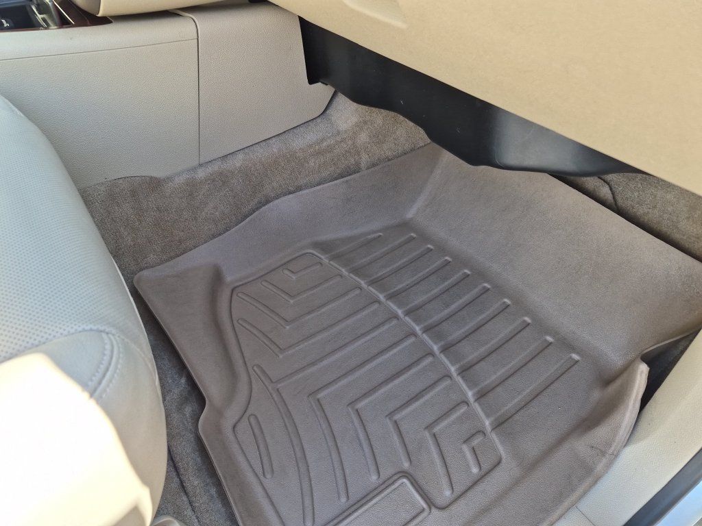 Used 2013 Chevrolet Tahoe LTZ RWD image 42