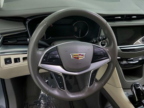 Used 2021 Cadillac XT5 Premium Luxury w/ LPO, Floor Liner Package FWD image 18