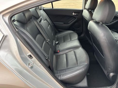 Used 2016 Kia Forte EX w/ EX Premium Package image 9