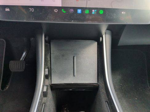 Used 2021 Tesla Model Y Long Range AWD/4WD image 28