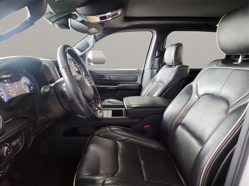 Used 2019 RAM 1500 Limited image 9