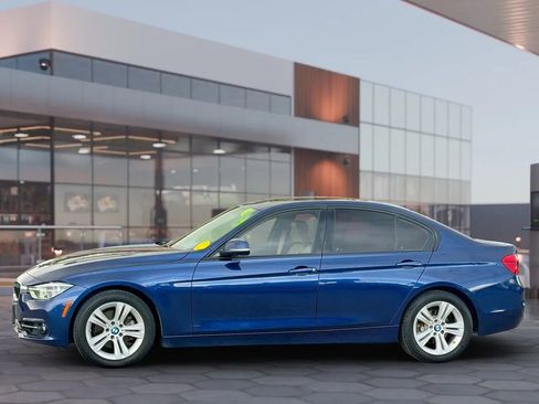 Used 2016 BMW 328i Sedan RWD image 6