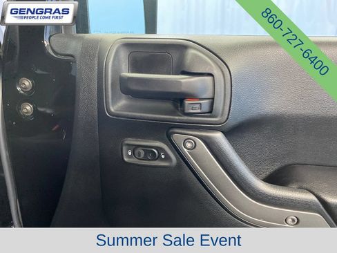 Used 2017 Jeep Wrangler Sport AWD/4WD image 38