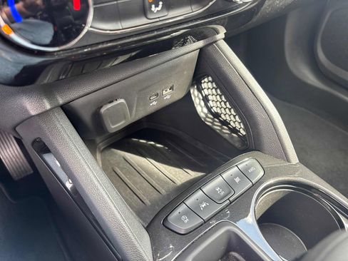 Used 2025 Chevrolet TrailBlazer LT image 17