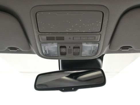 Used 2016 Honda Odyssey Touring Elite image 26
