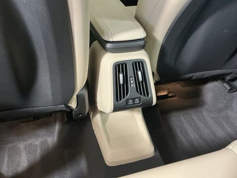 Certified 2025 BMW X1 xDrive28i w/ Convenience Package image 28