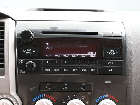 Used 2010 Toyota Tundra 2WD CrewMax w/ SR5 Pkg image 29