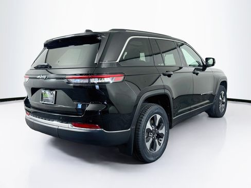 Used 2022 Jeep Grand Cherokee Limited 4xe w/ MOPAR Finishing Package AWD/4WD image 9