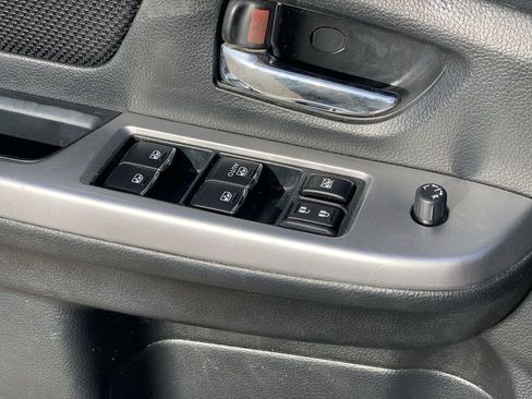 Used 2017 Subaru Crosstrek 2.0i Premium image 21