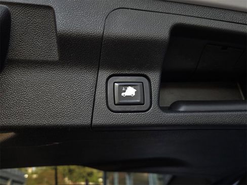 Used 2017 GMC Acadia SLT image 38