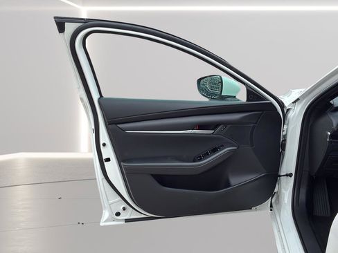New 2026 MAZDA MAZDA3 2.5 S Hatchback FWD image 11