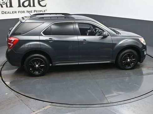 Used 2017 Chevrolet Equinox LT w/ Convenience Package image 39