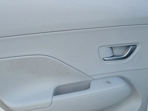 New 2026 Hyundai Kona Limited image 8