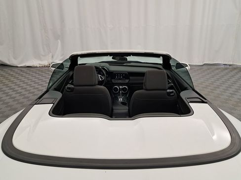 Used 2019 Chevrolet Camaro LT image 6