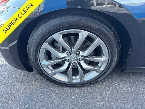 Used 2014 Nissan 370Z Touring RWD image 24
