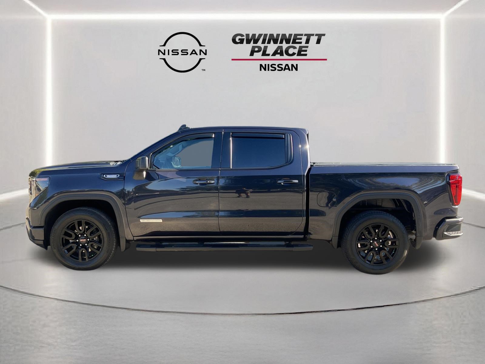 Used 2025 GMC Sierra 1500 Elevation RWD image 19