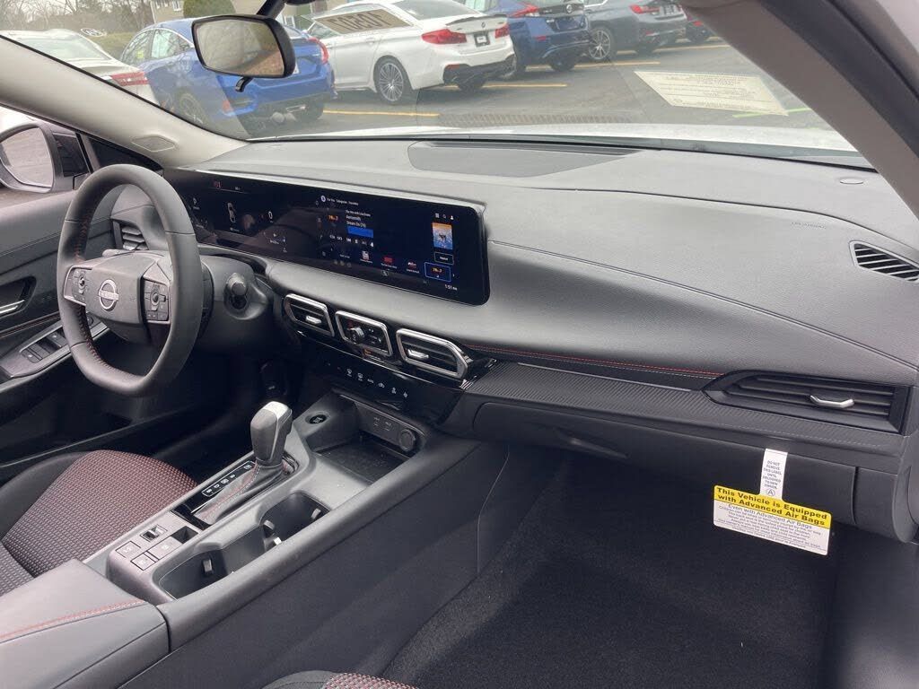 Used 2026 Nissan Sentra SR w/ Floor Mat Package FWD image 10