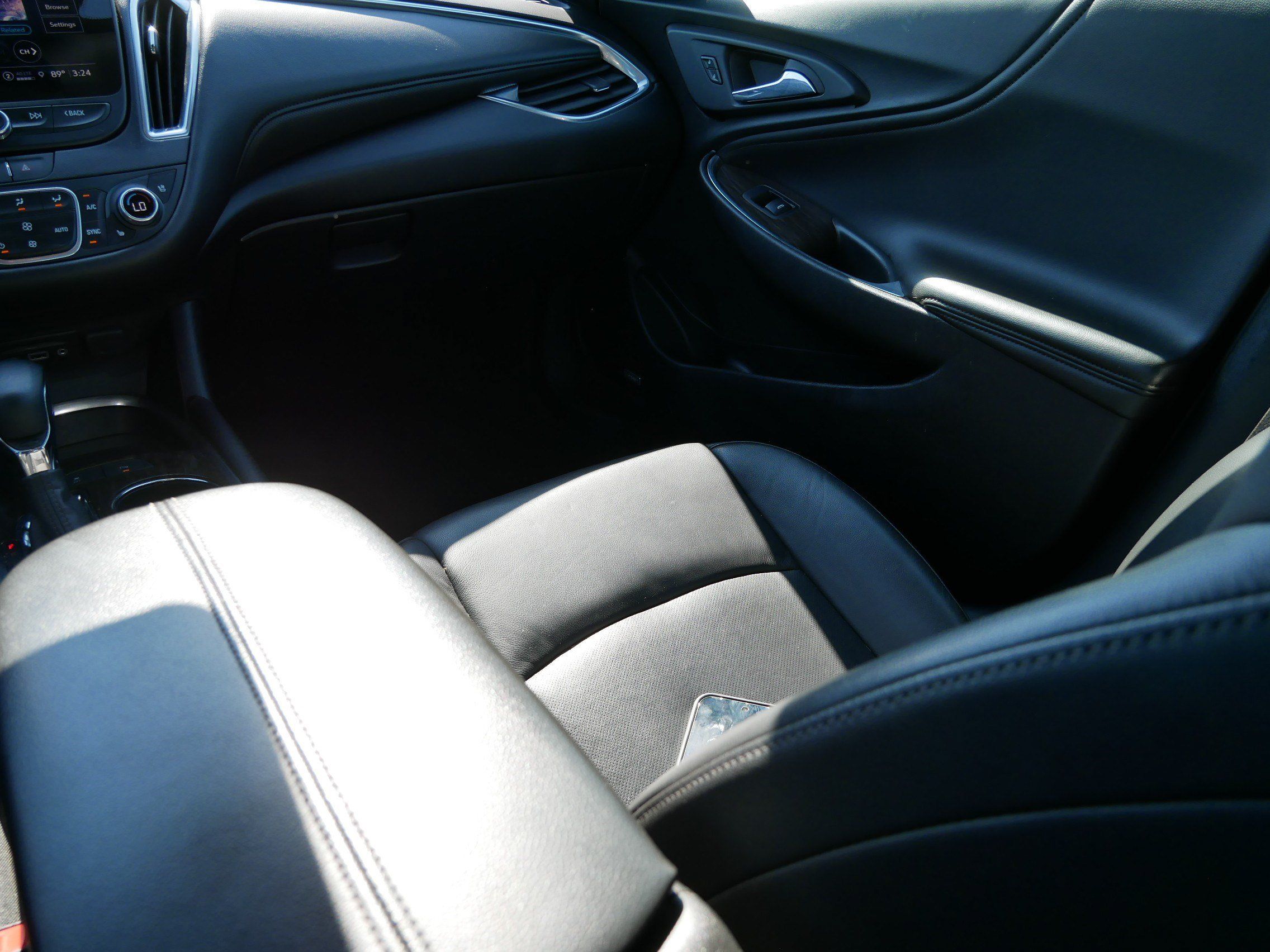 Used 2024 Chevrolet Malibu LT FWD image 11
