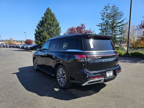 New 2025 INFINITI QX80 Sensory image 5