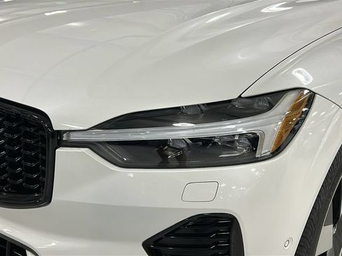 Certified 2024 Volvo XC60 T8 Plus w/ Protection Package Premier AWD/4WD image 7