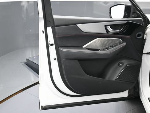 Used 2023 Acura MDX A-Spec image 42