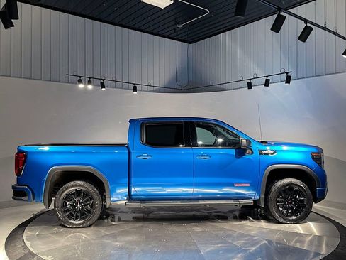 Used 2023 GMC Sierra 1500 Elevation w/ X31 Off-Road Package image 11