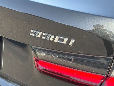 Used 2025 BMW 330i 330i w/ Premium Package image 39