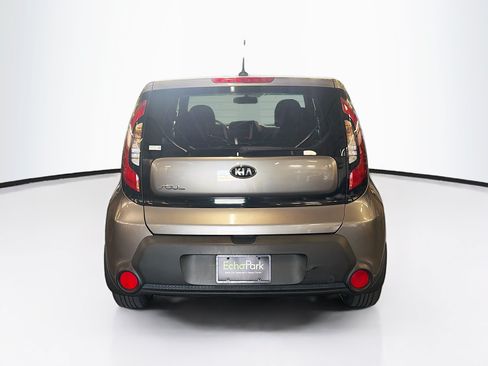 Used 2016 Kia Soul FWD image 7