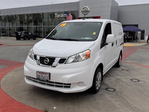 Used 2019 Nissan NV200 SV w/ Navigation Package FWD image 4