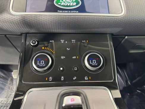 Used 2020 Land Rover Range Rover Evoque S AWD/4WD image 24