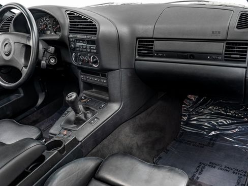 Used 1995 BMW M3 Coupe image 14