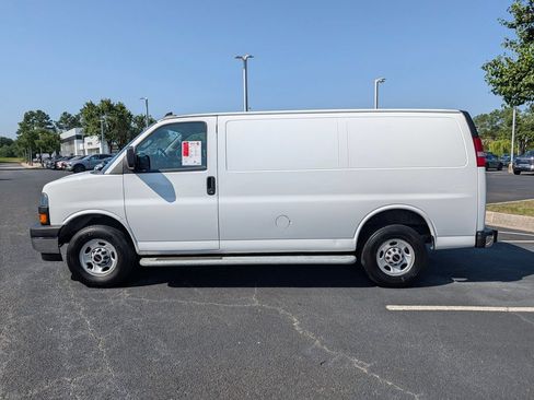 Used 2024 GMC Savana 2500 w/ Driver Convenience Package RWD image 5