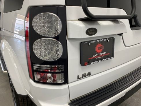 Used 2016 Land Rover LR4 HSE AWD/4WD image 13