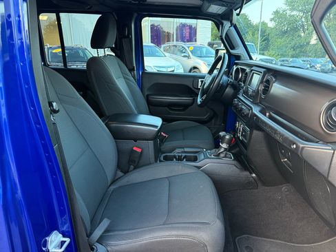 Used 2018 Jeep Wrangler Unlimited Sport S image 14