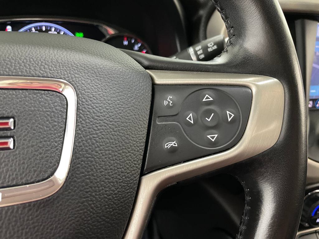 Certified 2022 GMC Acadia Denali w/ Denali Ultimate Package AWD/4WD image 34