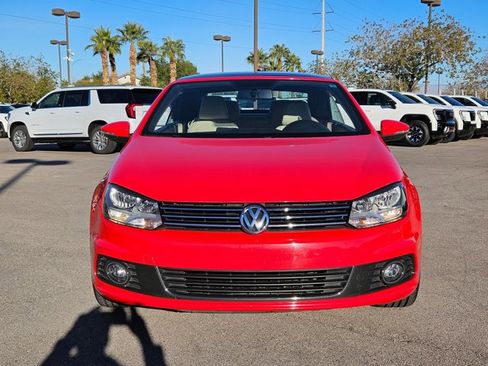 Used 2015 Volkswagen Eos Komfort image 2