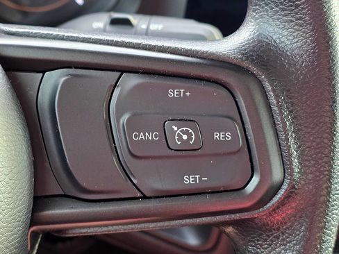 Used 2024 Jeep Wrangler Sport AWD/4WD image 25